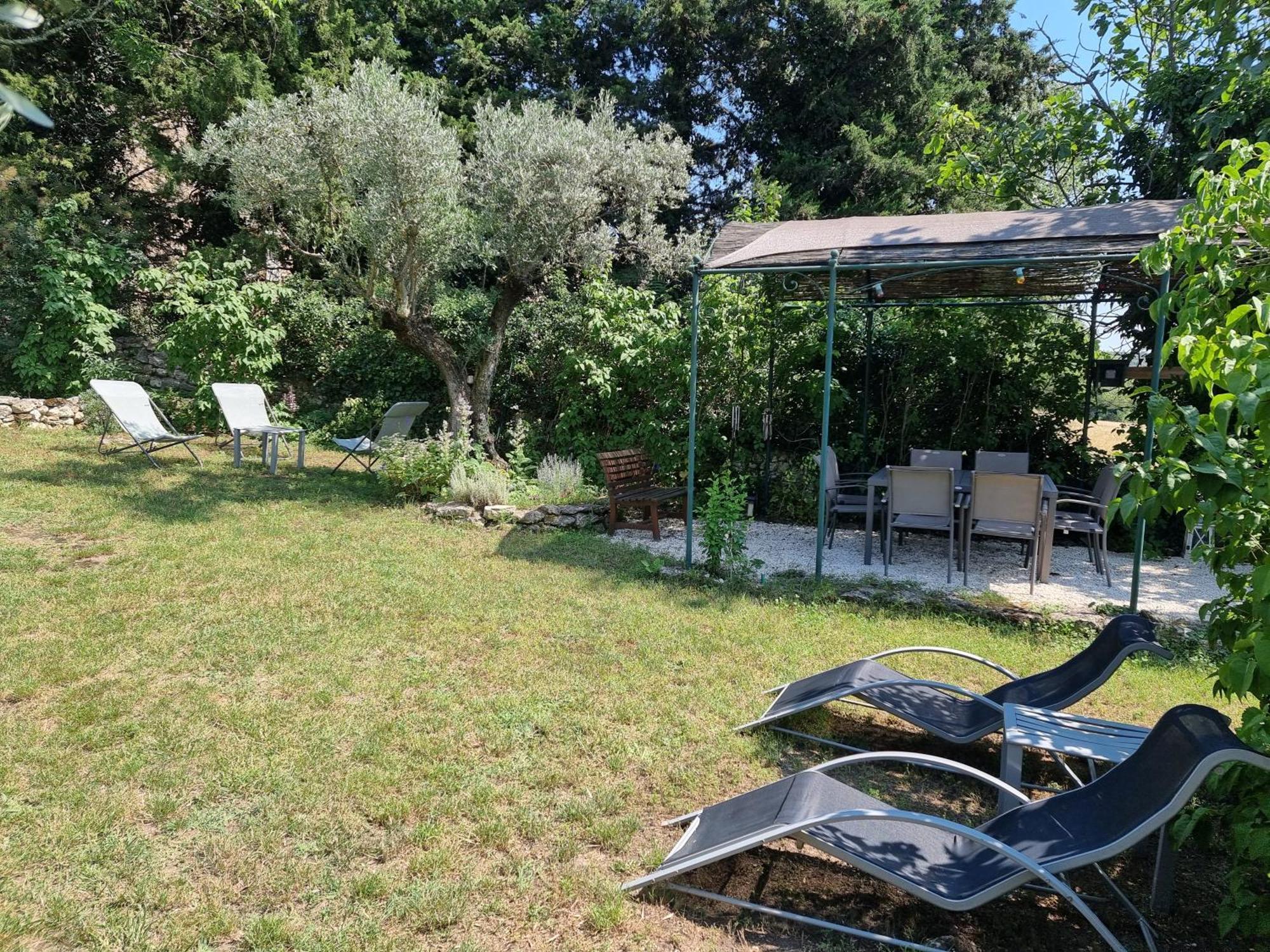 Le Pigeonnier, Gite Des Lucioles En Provence Montsegur-sur-Lauzon Bagian luar foto